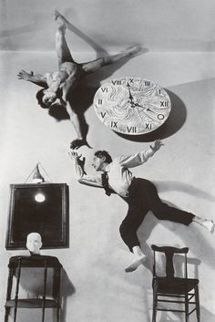 Cocteau LIFE with clock