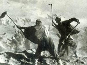 Photo of workers at a Siberian gulag, from Miami University College of Arts and Science, Havinghurst Center, Russian & Post-Soviet Studies