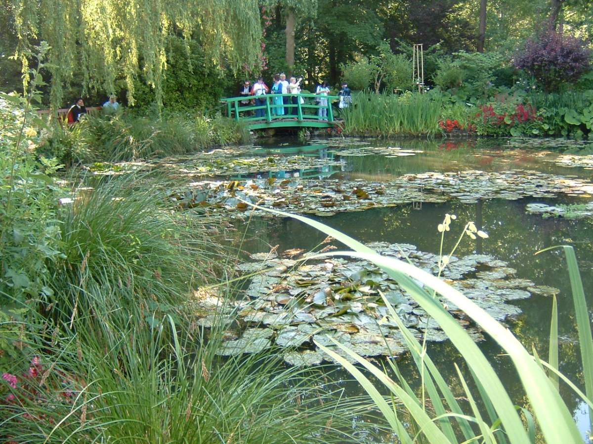 Monet Japanese bridge 2
