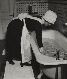 English servant, washing in tub