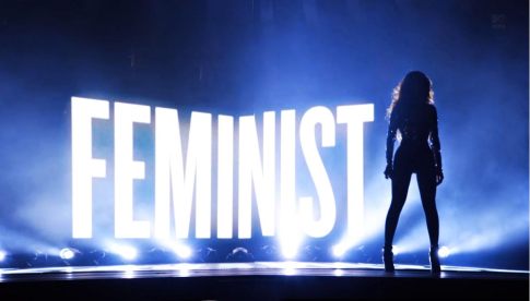 Beyoncé with FEMINIST sign, MTV Video Music Awards (VMAs), August 24, 2014, photo by Michael Buchner