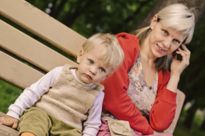 Your cellphone may be damaging to your child's mental health, CBS News San Francisco (KPIX), photo from Thinkstock